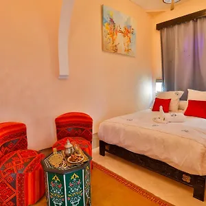  Riad Alech